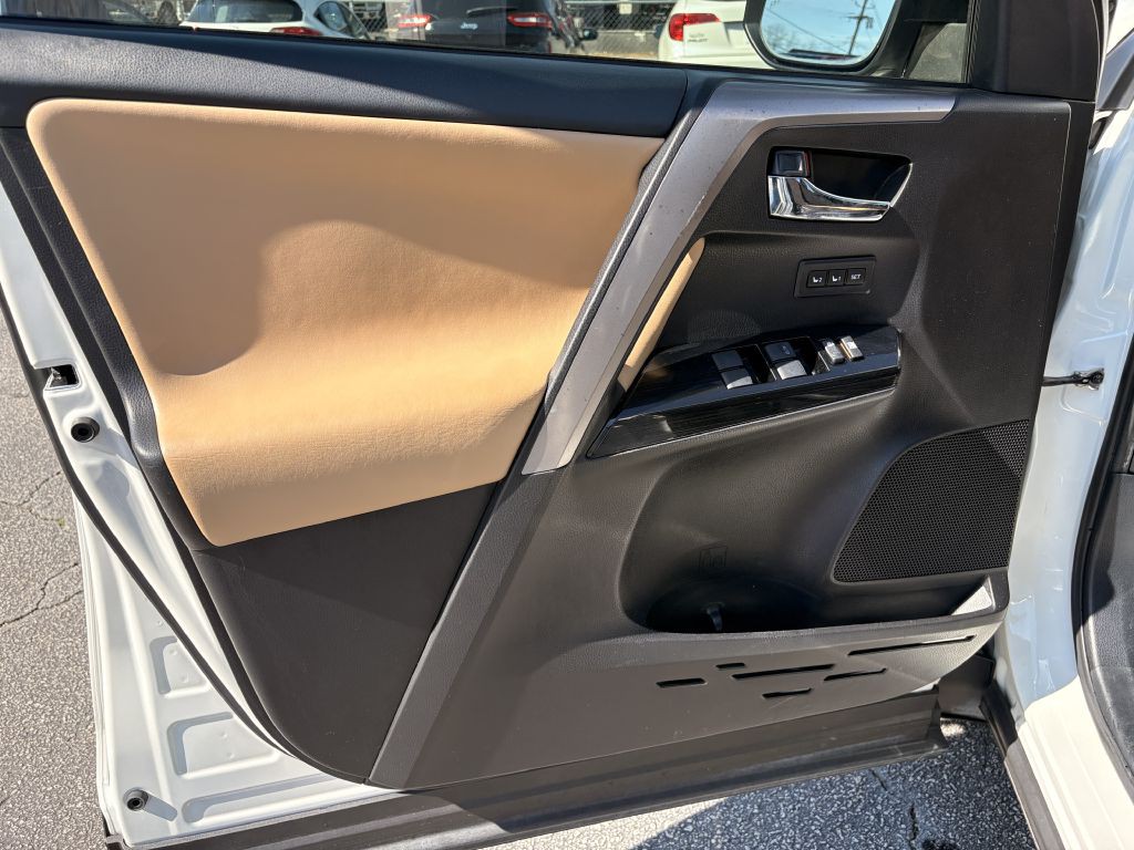 2018 Toyota Rav4 Image 10