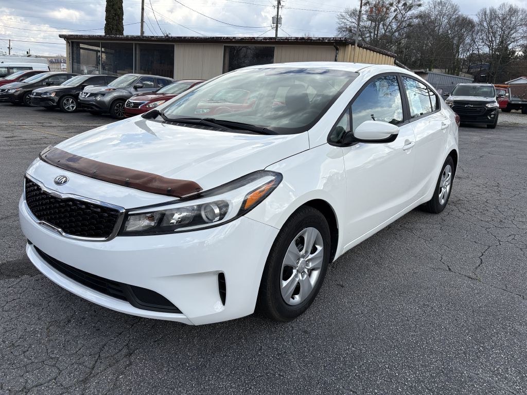 2017 Kia Forte Image 1