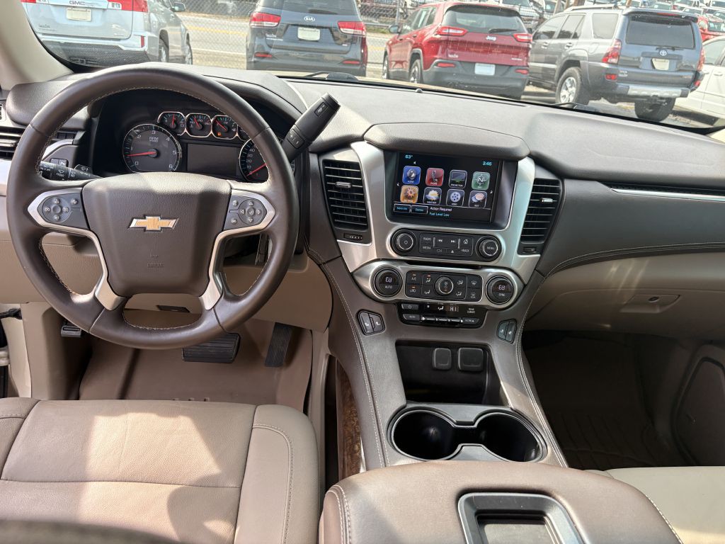 2017 Chevrolet Tahoe Image 12