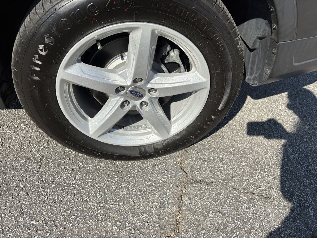 2019 Ford Explorer Image 16