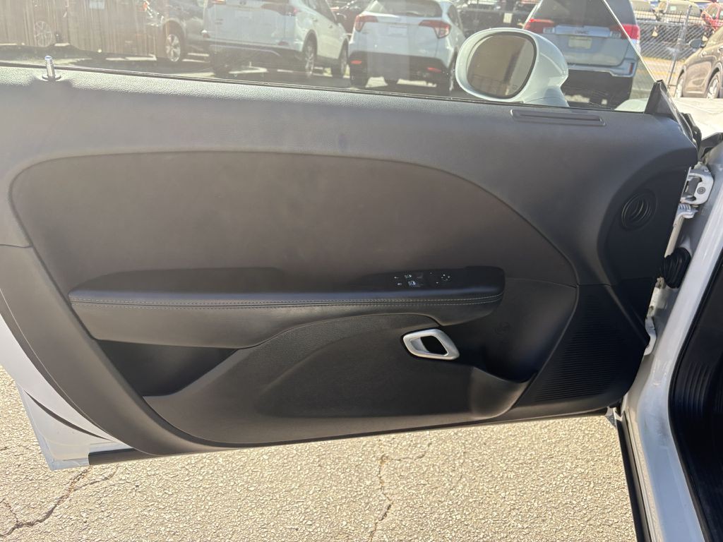 2020 Dodge Challenger Image 9