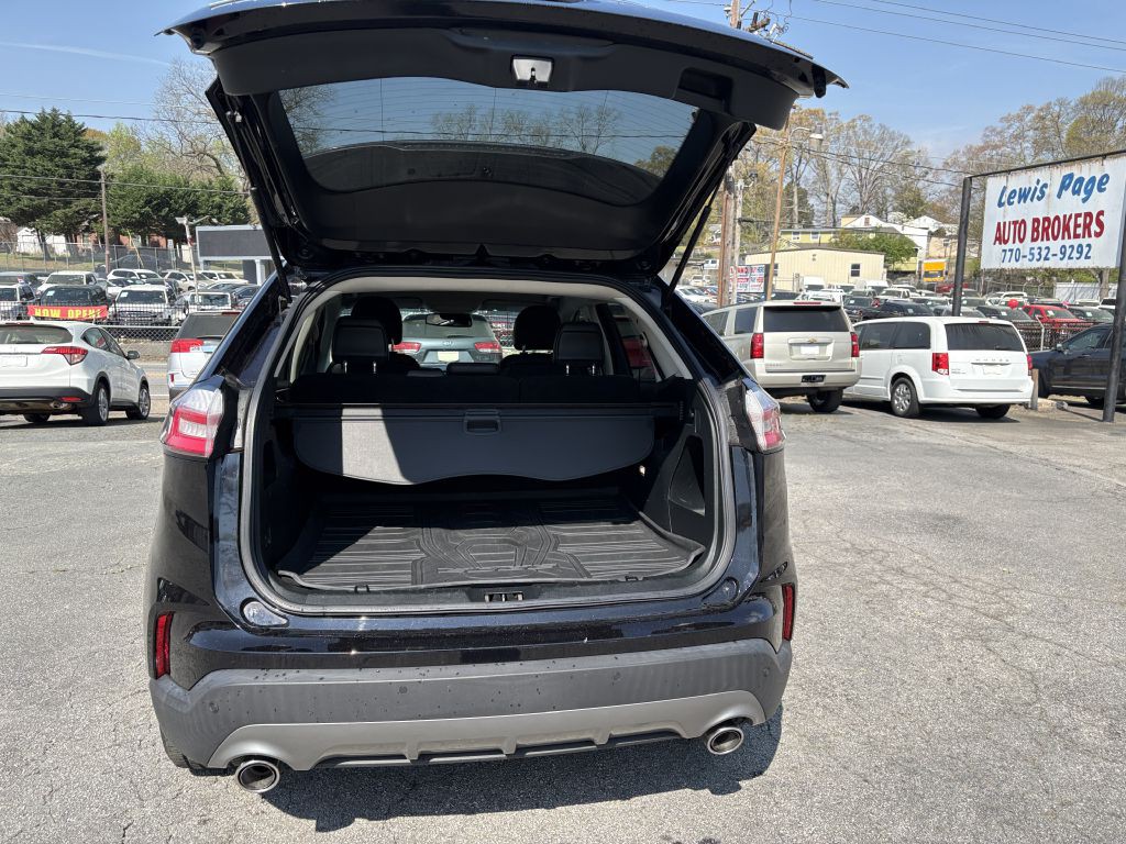 2019 Ford Edge Image 5