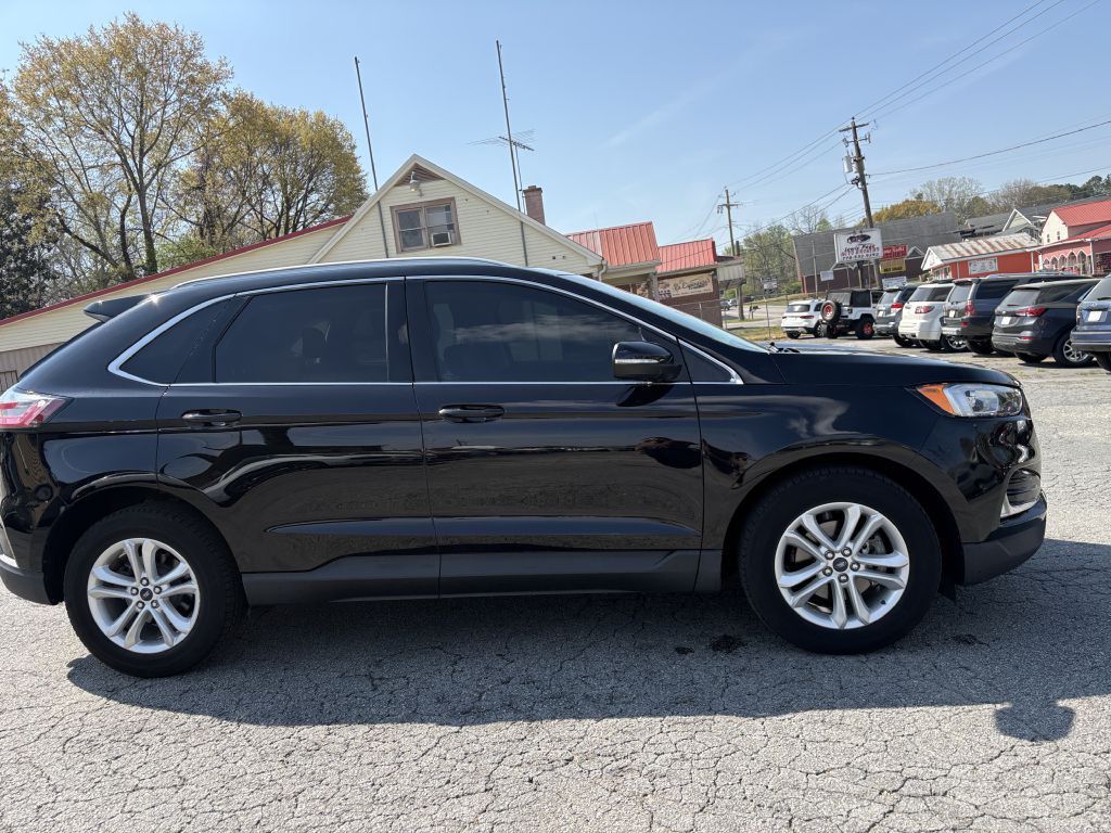 2019 Ford Edge Image 7