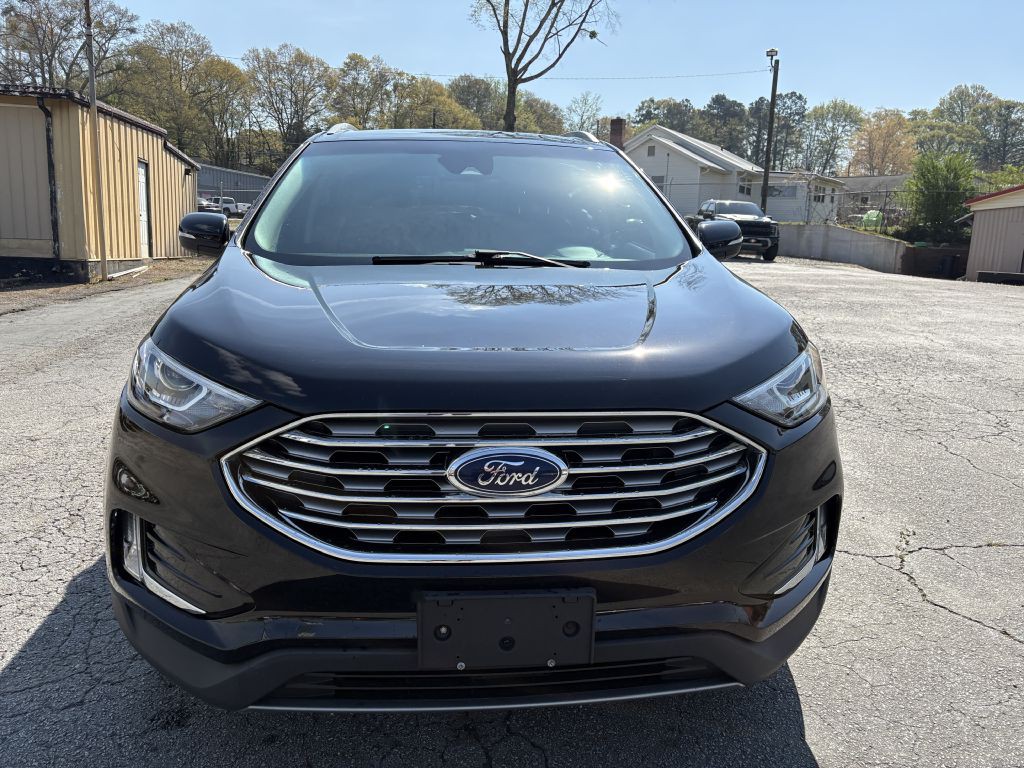 2019 Ford Edge Image 9