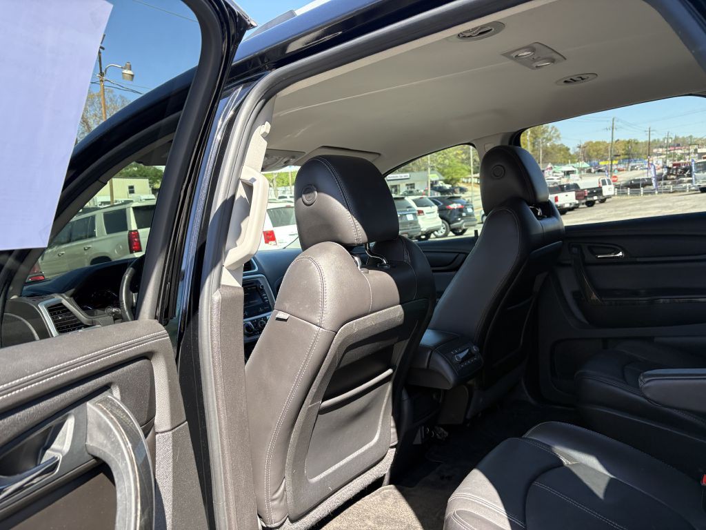 2017 GMC Acadia Image 14