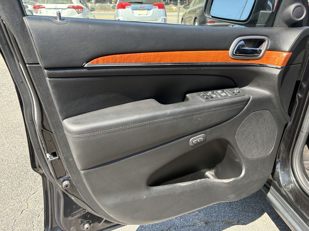 2013 Jeep Grand Cherokee Image 10