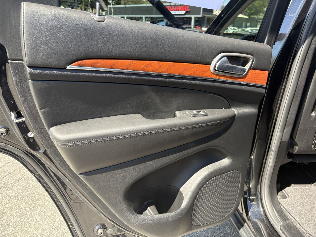 2013 Jeep Grand Cherokee Image 13