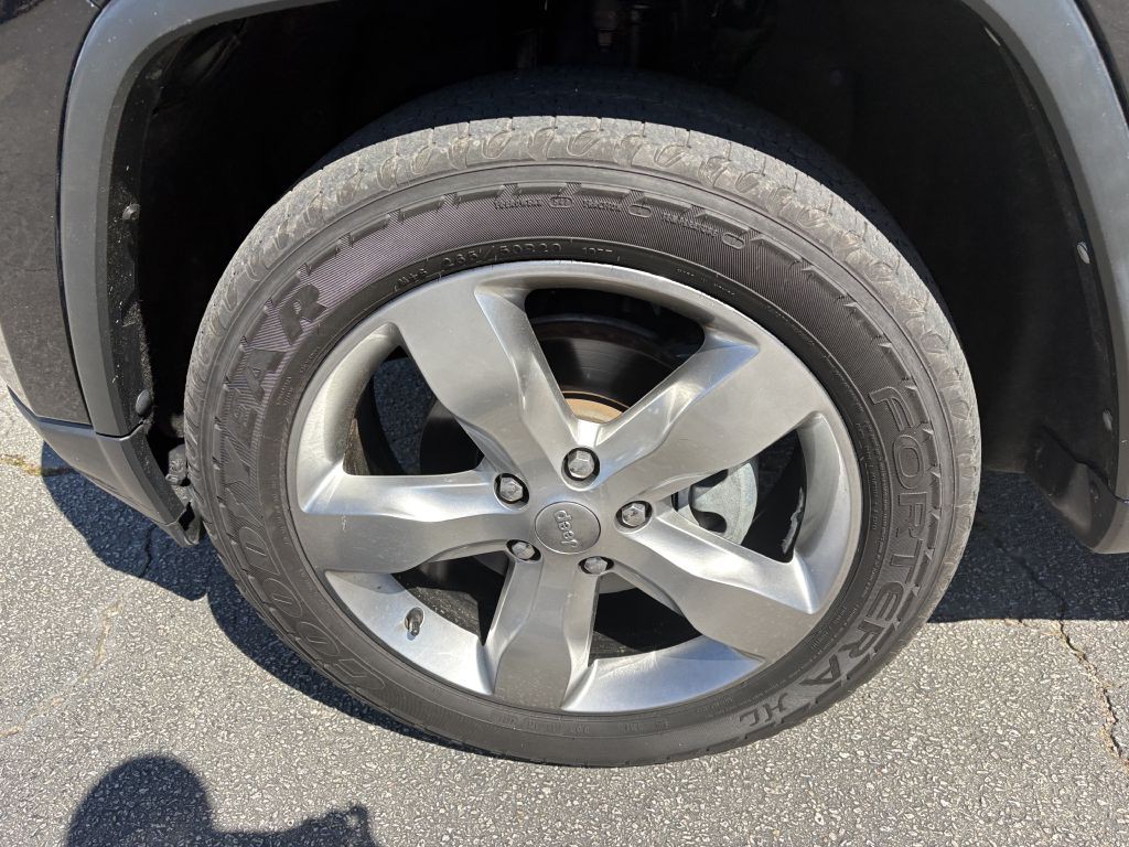 2013 Jeep Grand Cherokee Image 17