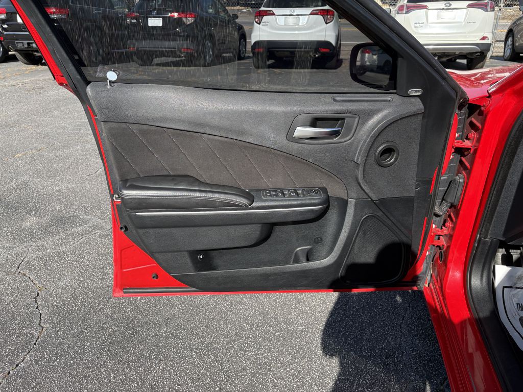 2018 Dodge Charger Image 9