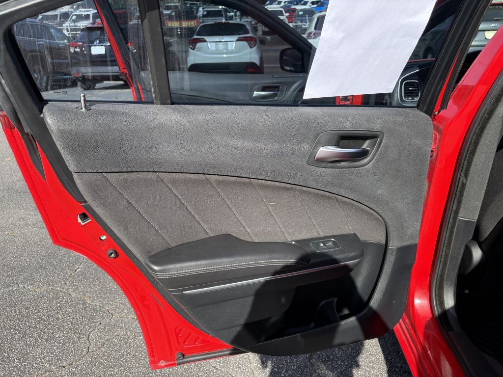 2018 Dodge Charger Image 12
