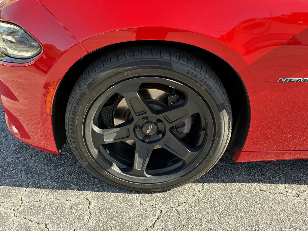 2018 Dodge Charger Image 16