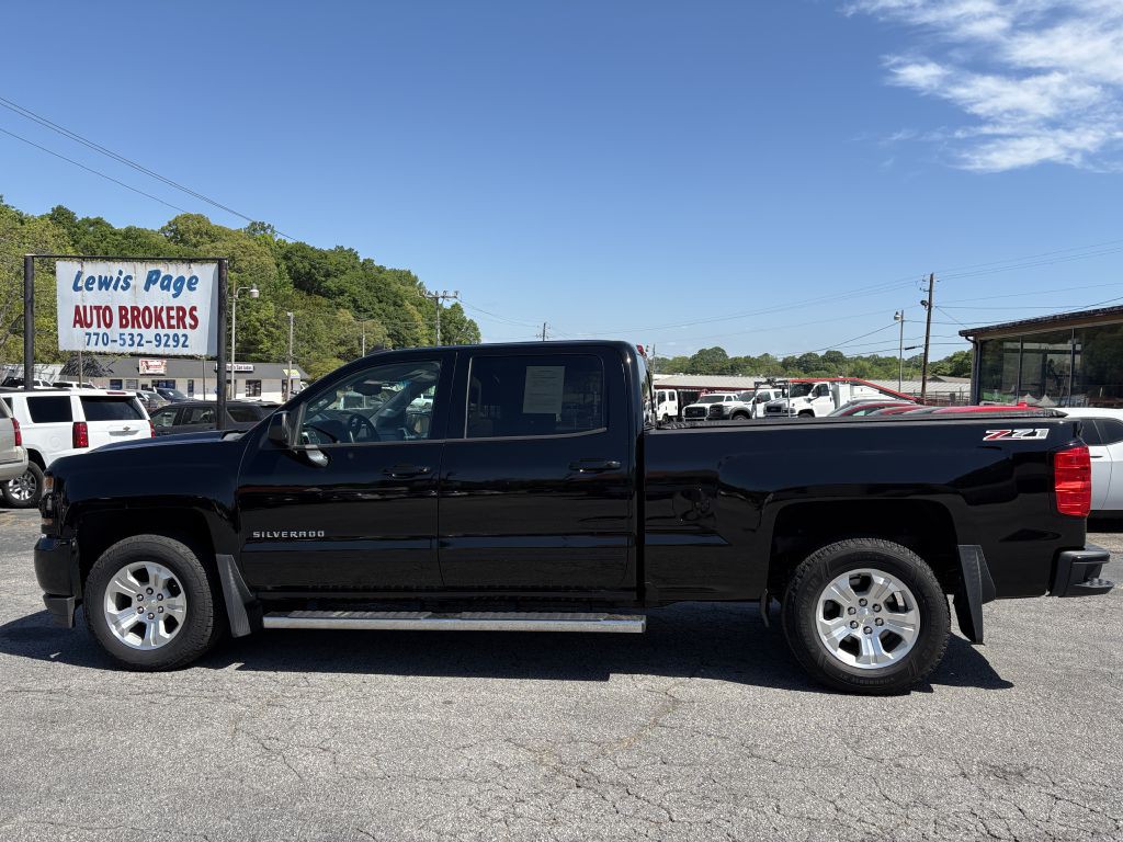 2017 Chevrolet Silverado 1500 Image 2