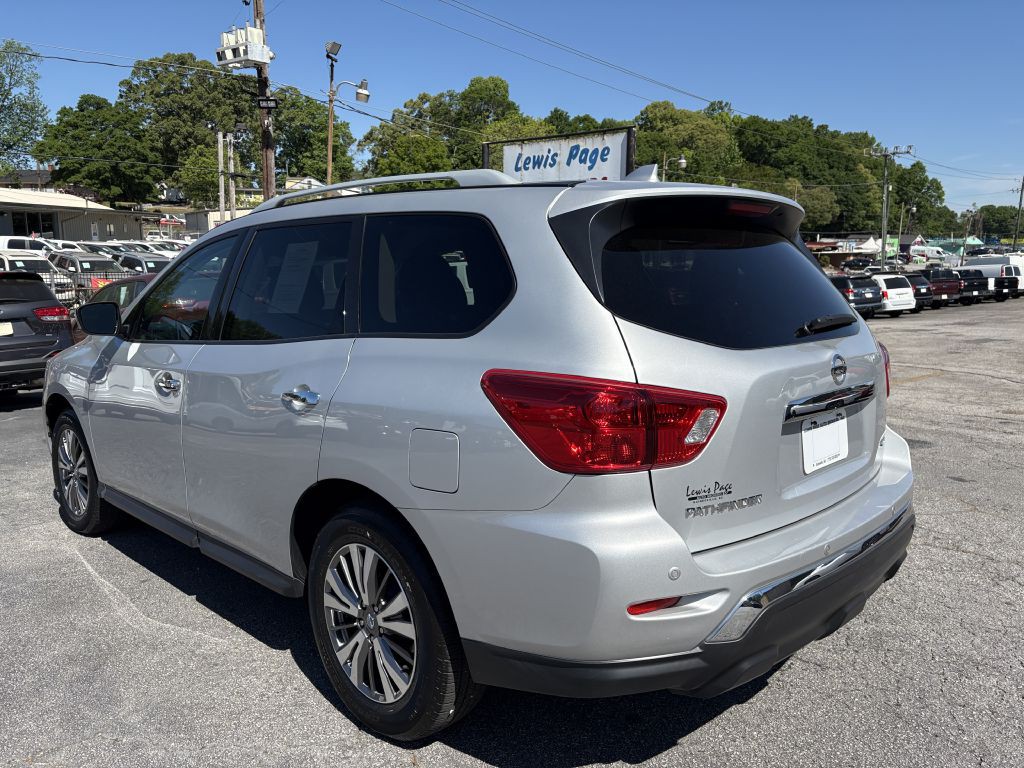 2020 Nissan Pathfinder Image 3