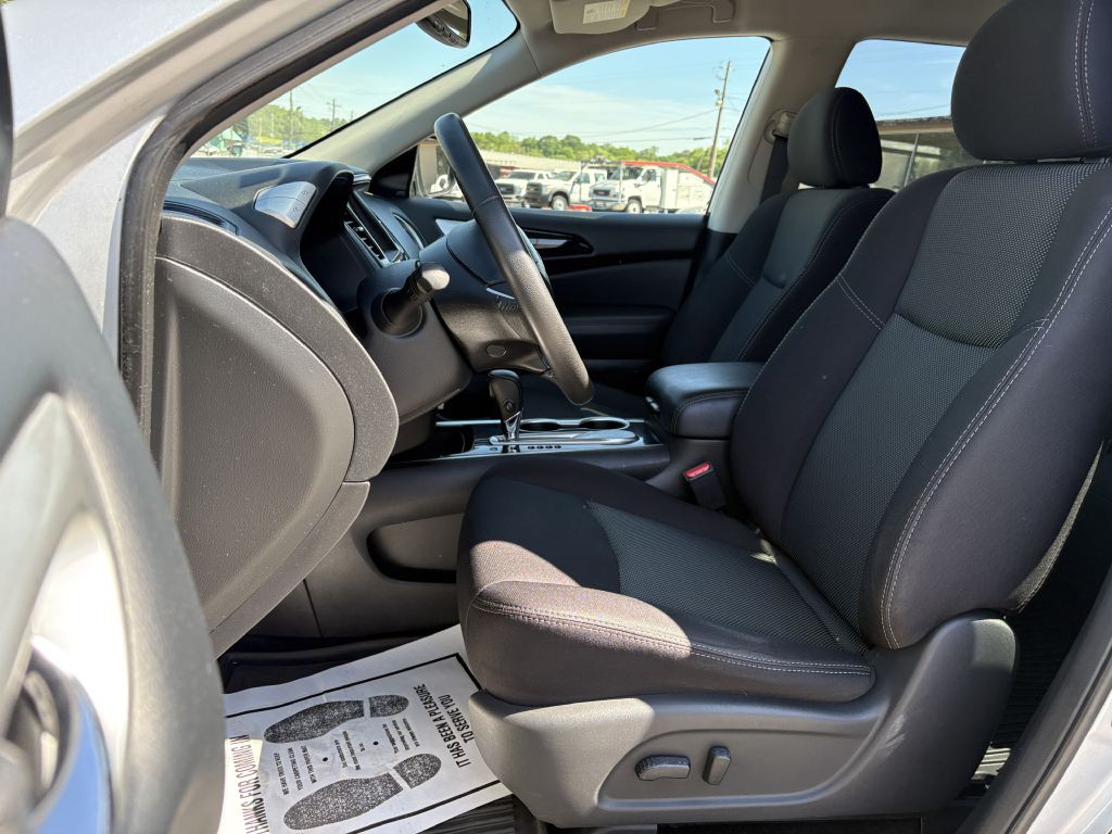 2020 Nissan Pathfinder Image 11
