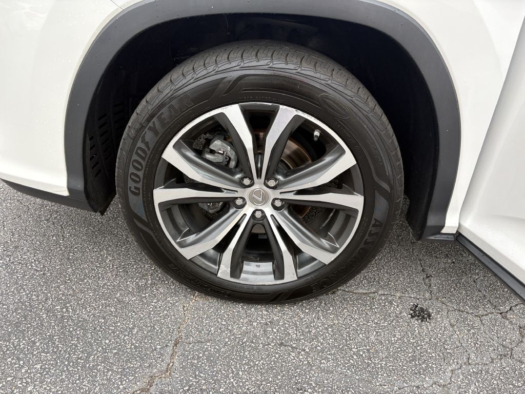 2016 Lexus RX Image 17