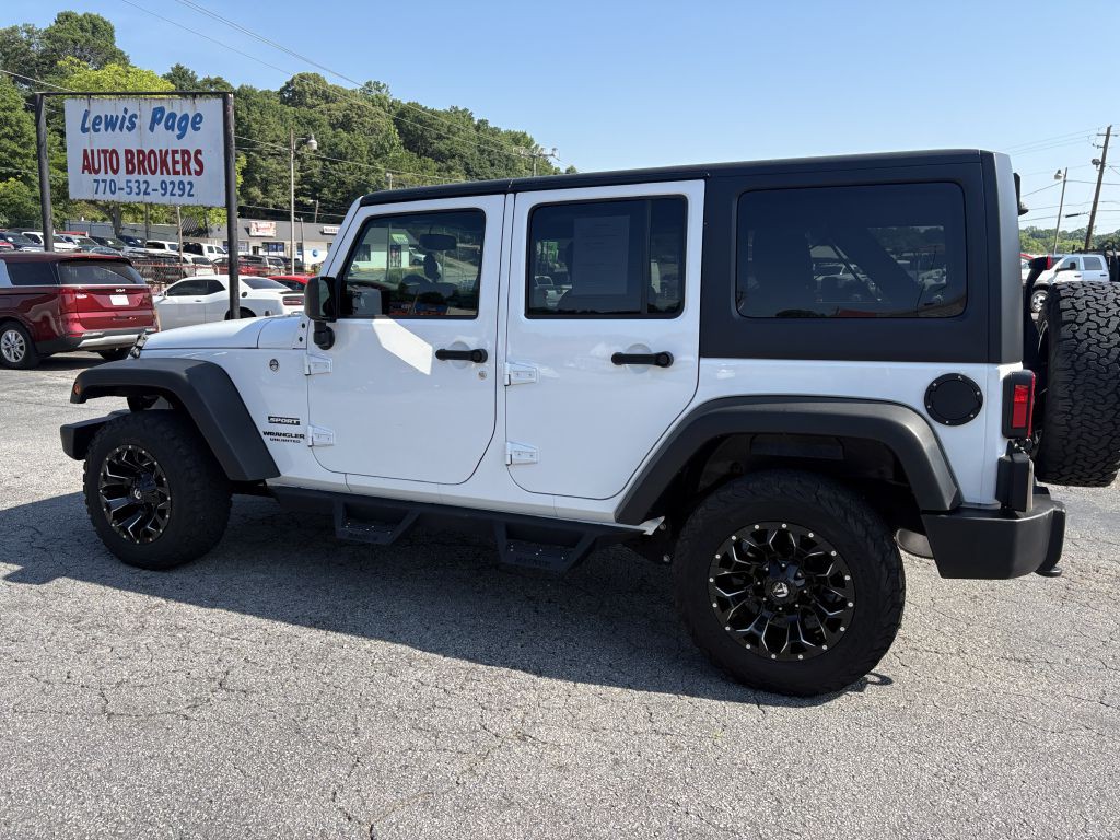 2017 Jeep Wrangler Unlimited Image 2