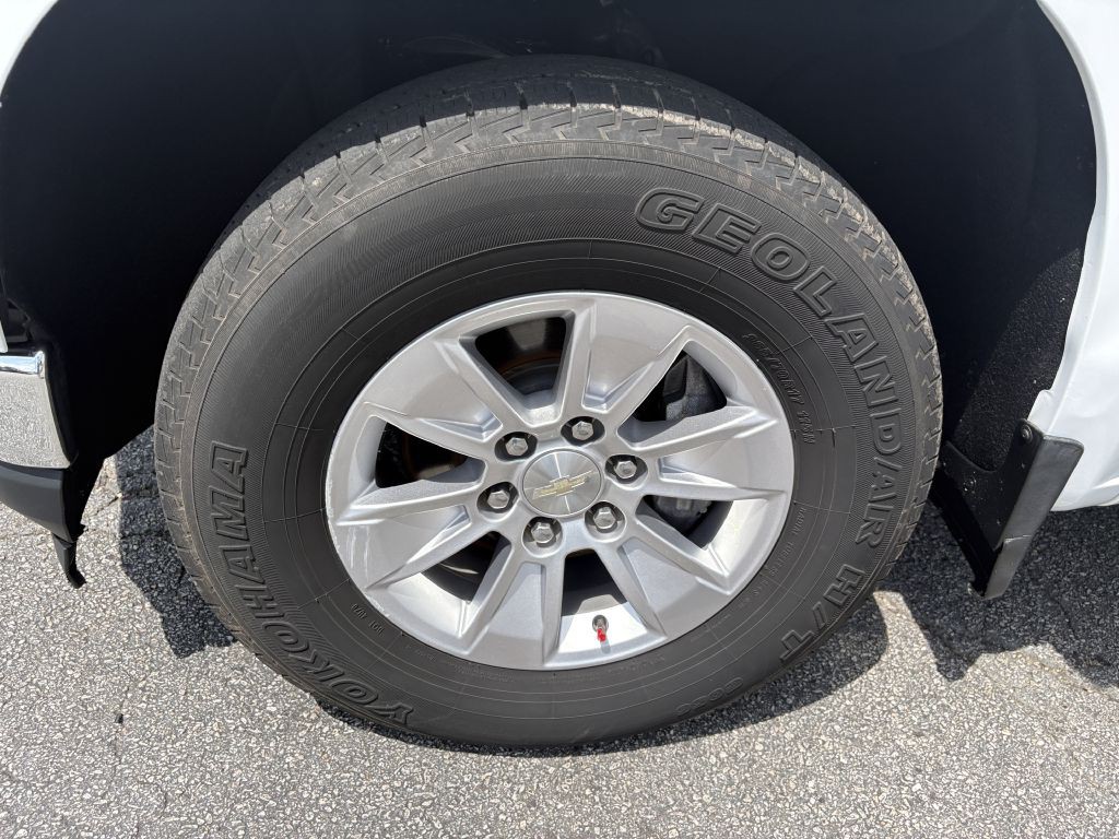 2019 Chevrolet Silverado 1500 Image 17