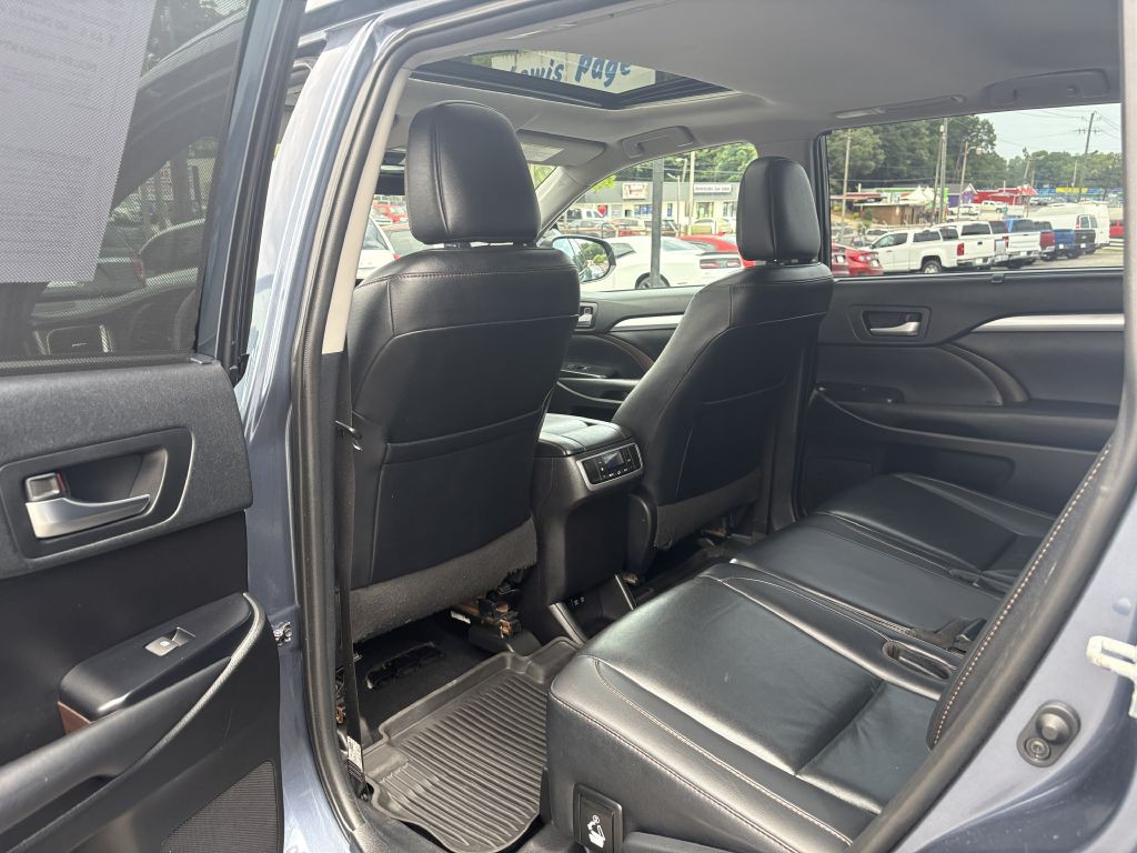 2019 Toyota Highlander Image 12