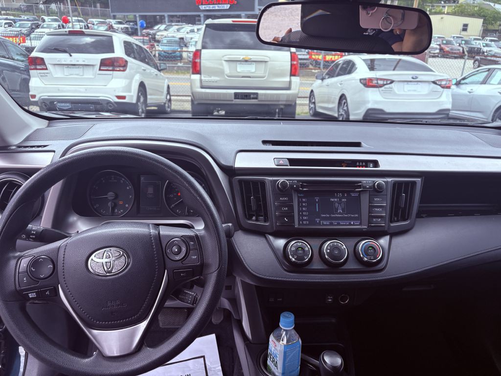 2018 Toyota Rav4 Image 12
