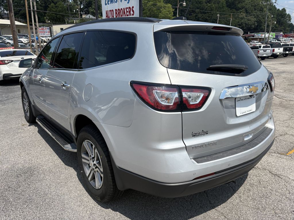 2017 Chevrolet Traverse Image 3