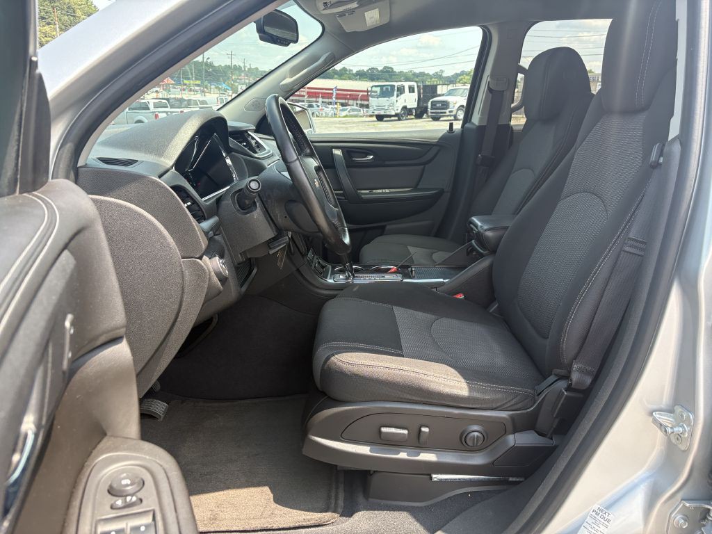2017 Chevrolet Traverse Image 11