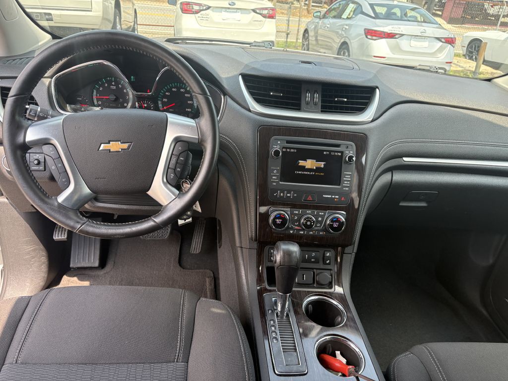 2017 Chevrolet Traverse Image 12