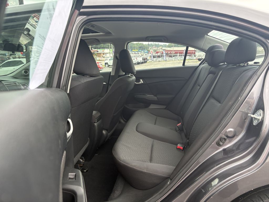 2015 Honda Civic Image 14