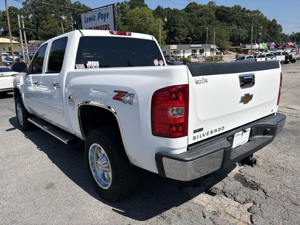 2011 Chevrolet Silverado 1500 Image 3