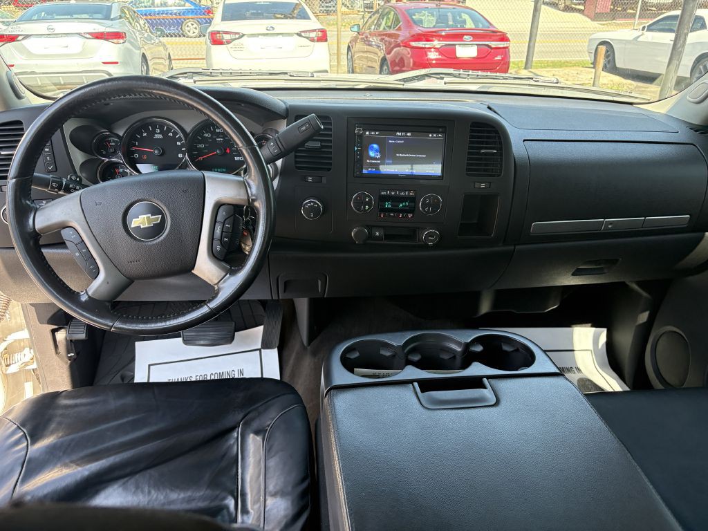 2011 Chevrolet Silverado 1500 Image 12