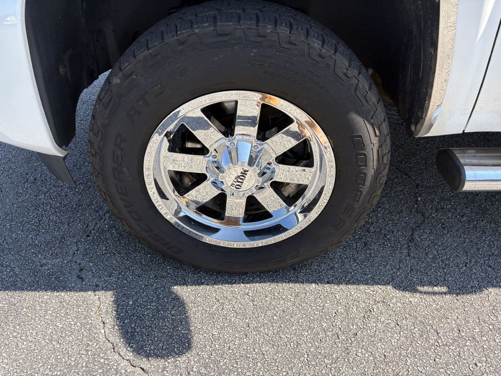 2011 Chevrolet Silverado 1500 Image 17