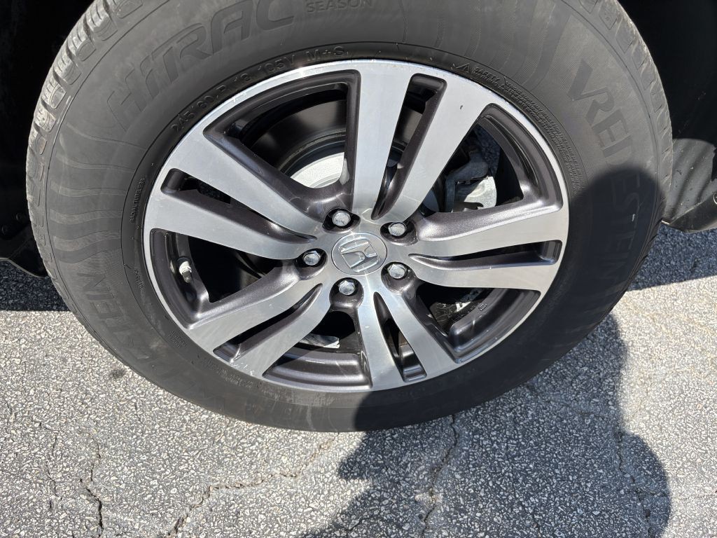 2016 Honda Pilot Image 18