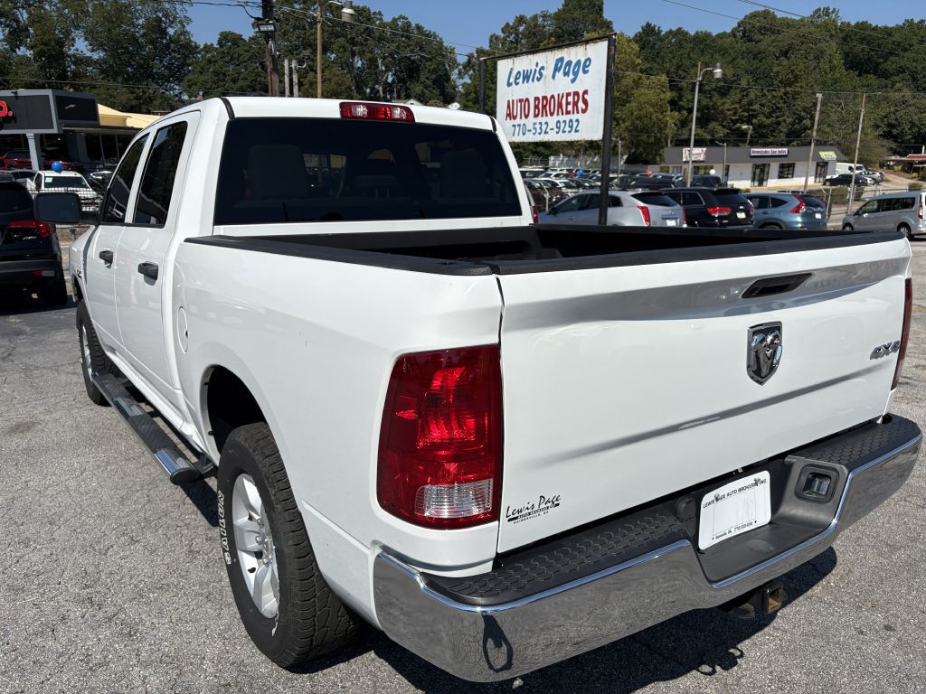 2019 RAM 1500 Image 3