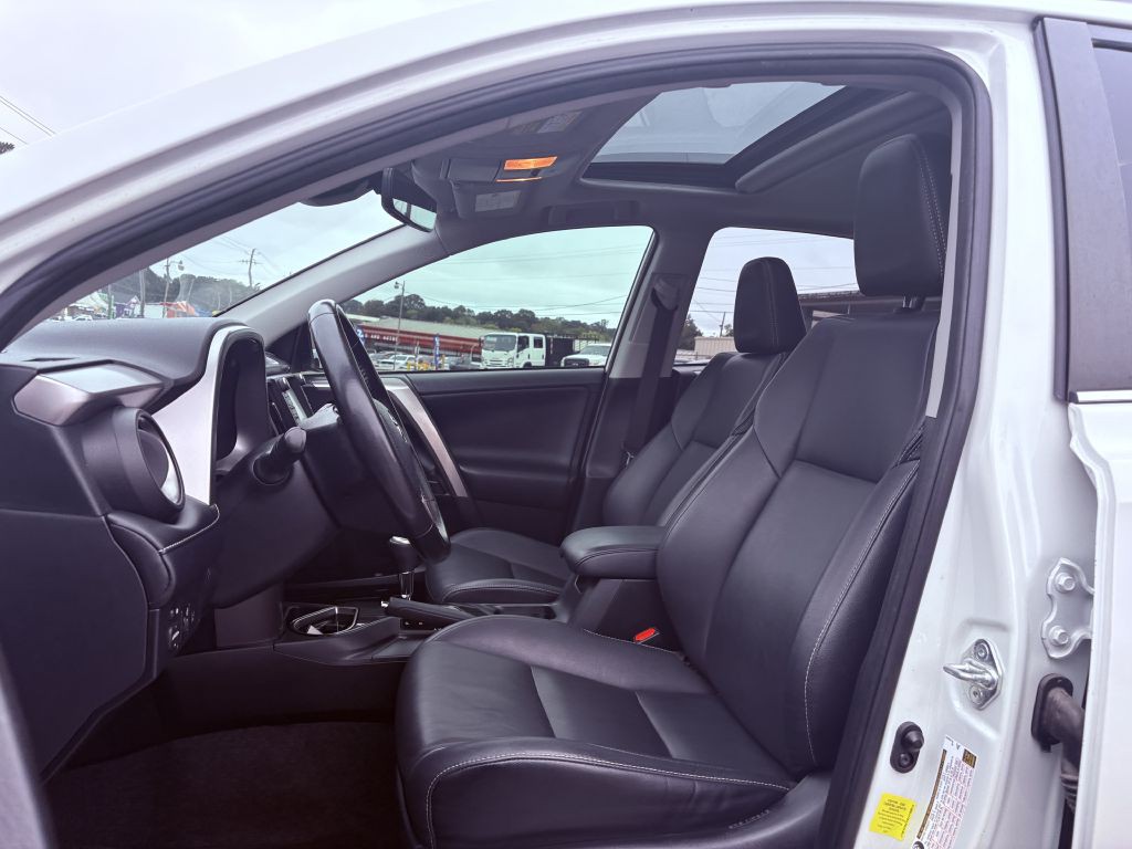 2018 Toyota Rav4 Image 10
