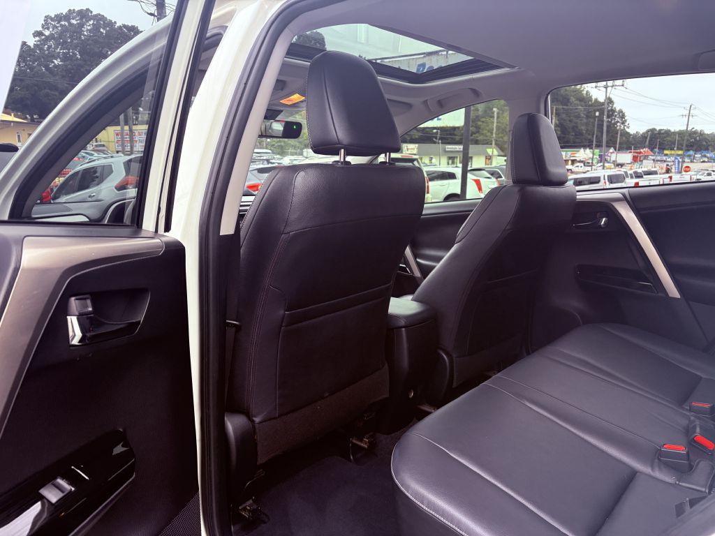 2018 Toyota Rav4 Image 13