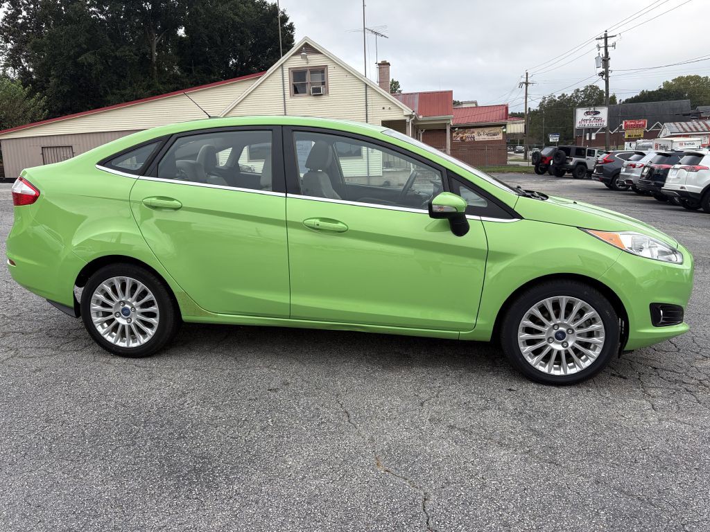 2014 Ford Fiesta Image 6