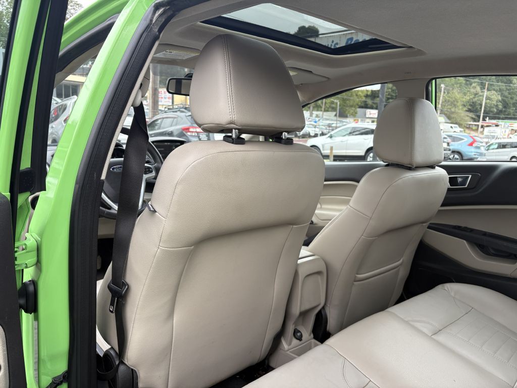 2014 Ford Fiesta Image 13