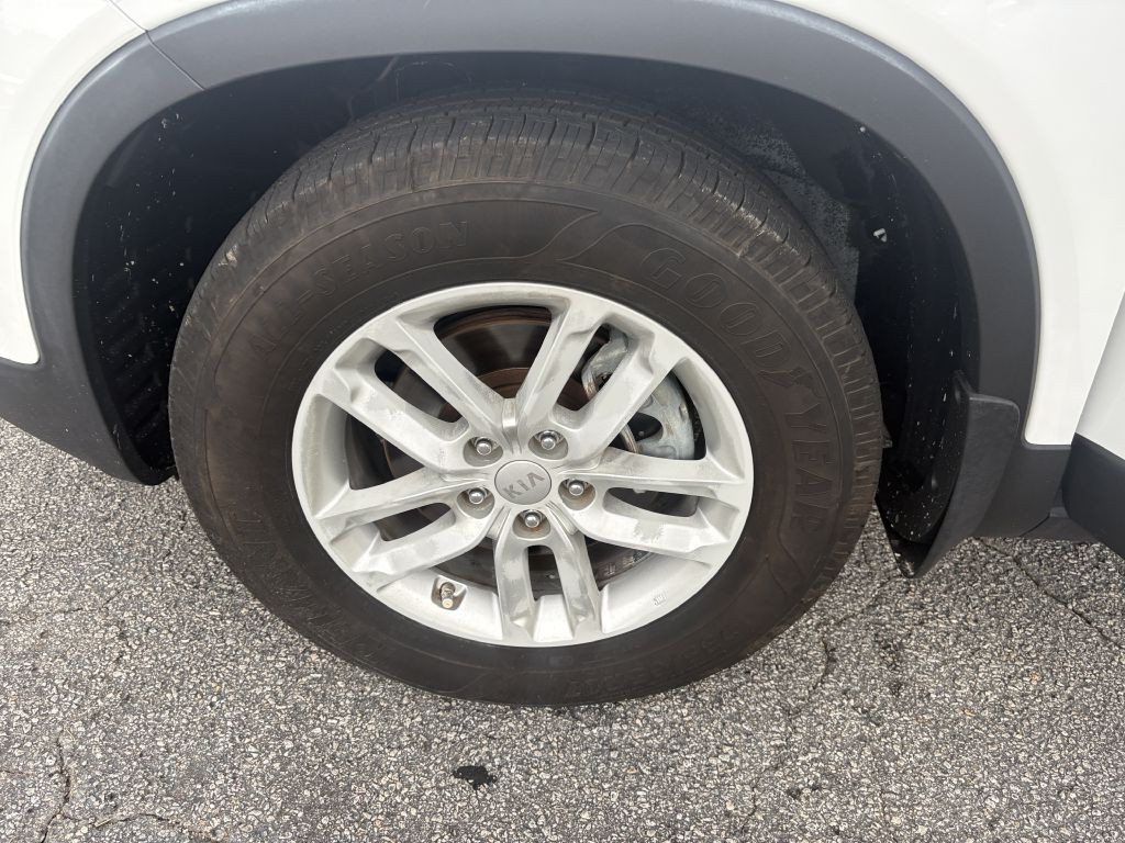 2015 Kia Sorento Image 17