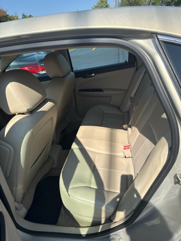 2008 Pontiac G6 Image 4