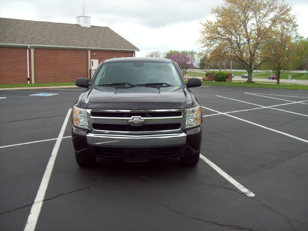 2008 Chevrolet Silverado 1500 Image 2