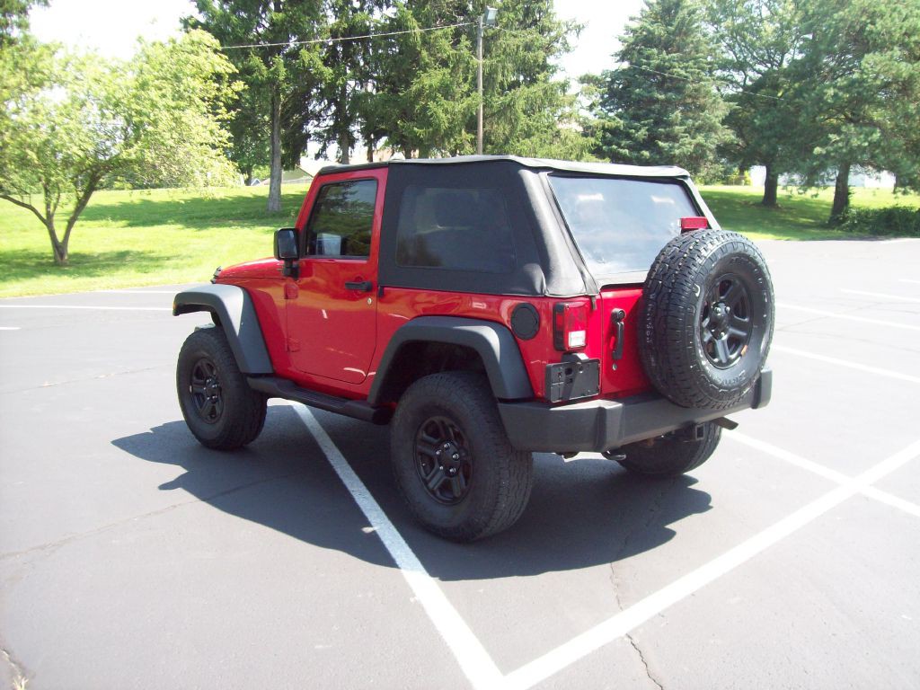 2010 Jeep Wrangler Image 7