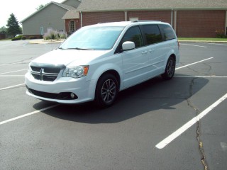 Image for 2017 Dodge Grand Caravan SXT ID: 6711109