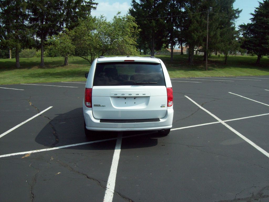 2017 Dodge Grand Caravan Image 6