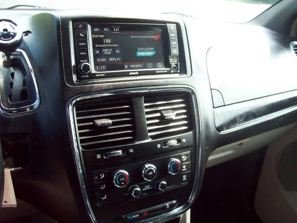 2017 Dodge Grand Caravan Image 16