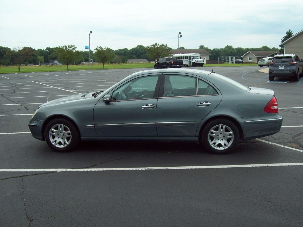 2006 Mercedes-Benz E-Class Image 8