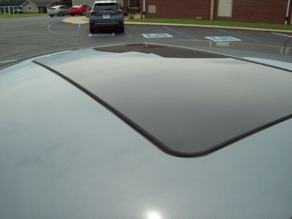 2006 Mercedes-Benz E-Class Image 9