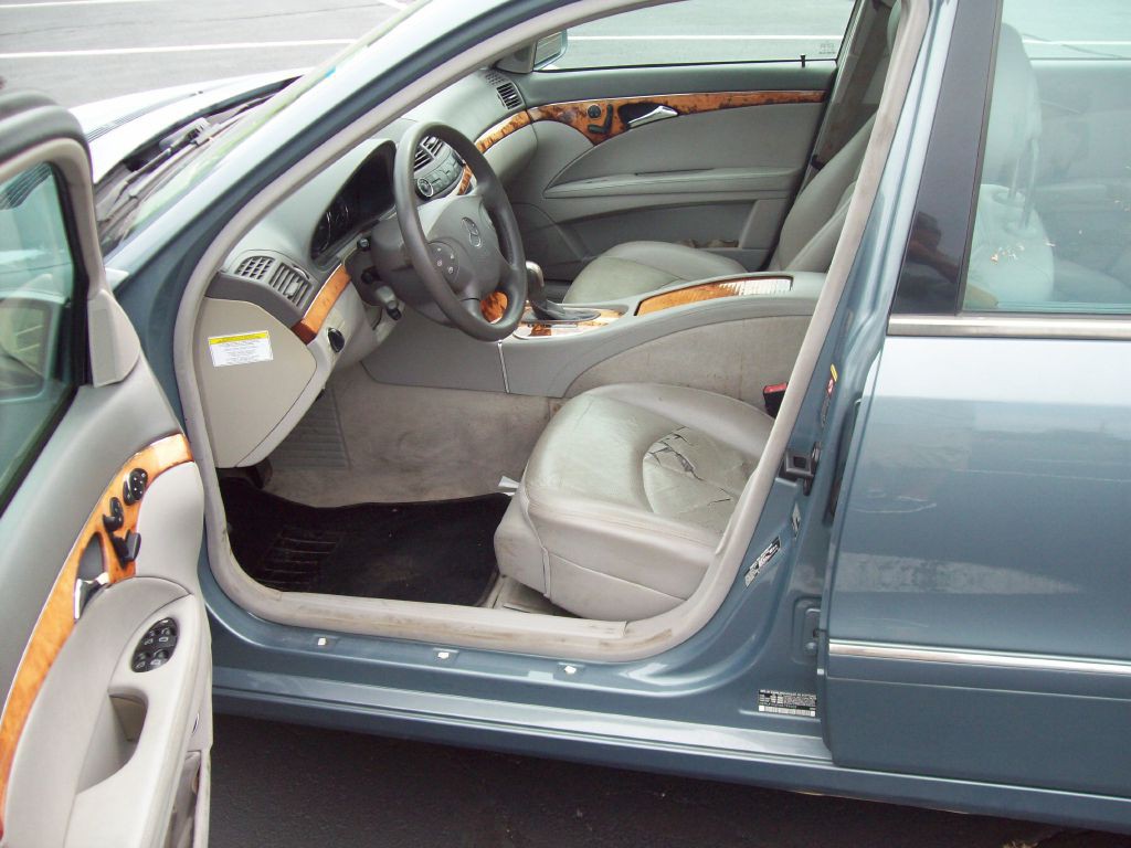 2006 Mercedes-Benz E-Class Image 10