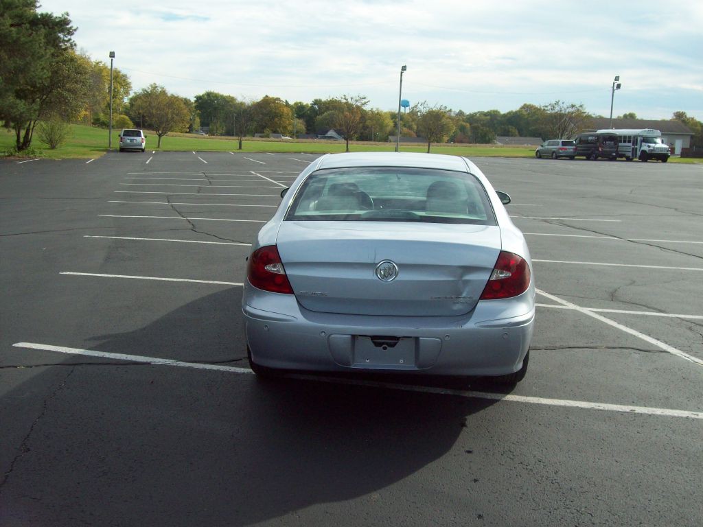 2005 Buick Lacrosse Image 6