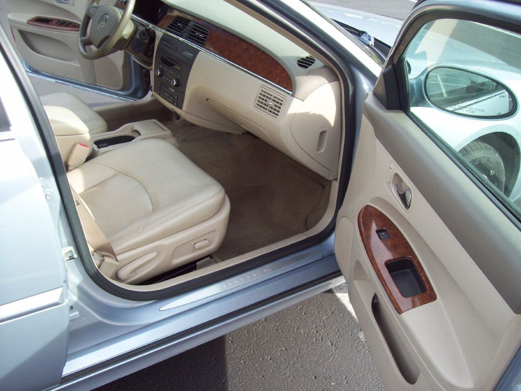 2005 Buick Lacrosse Image 12