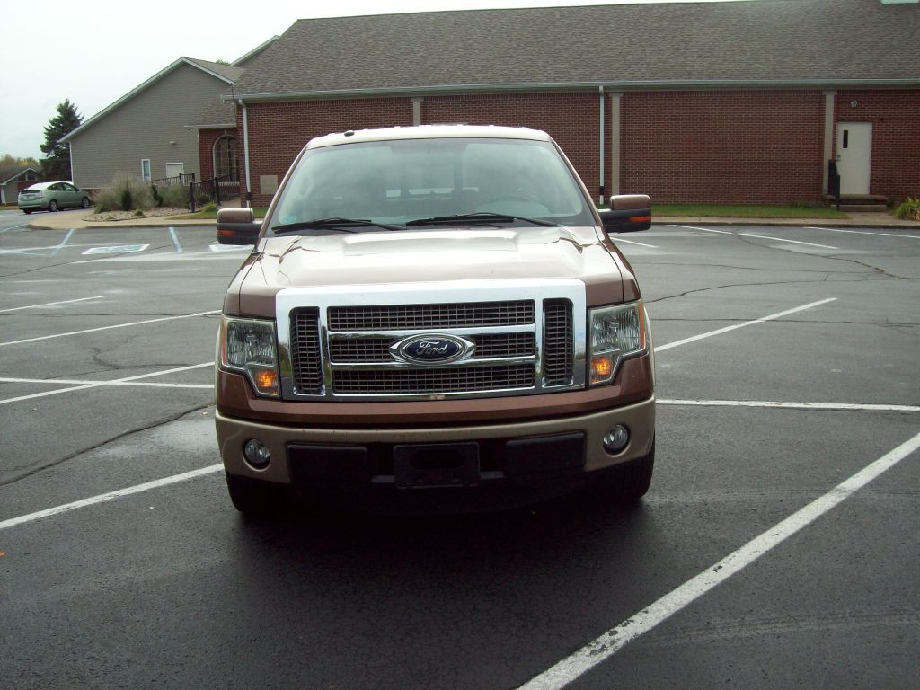 2011 Ford F-150 Image 2