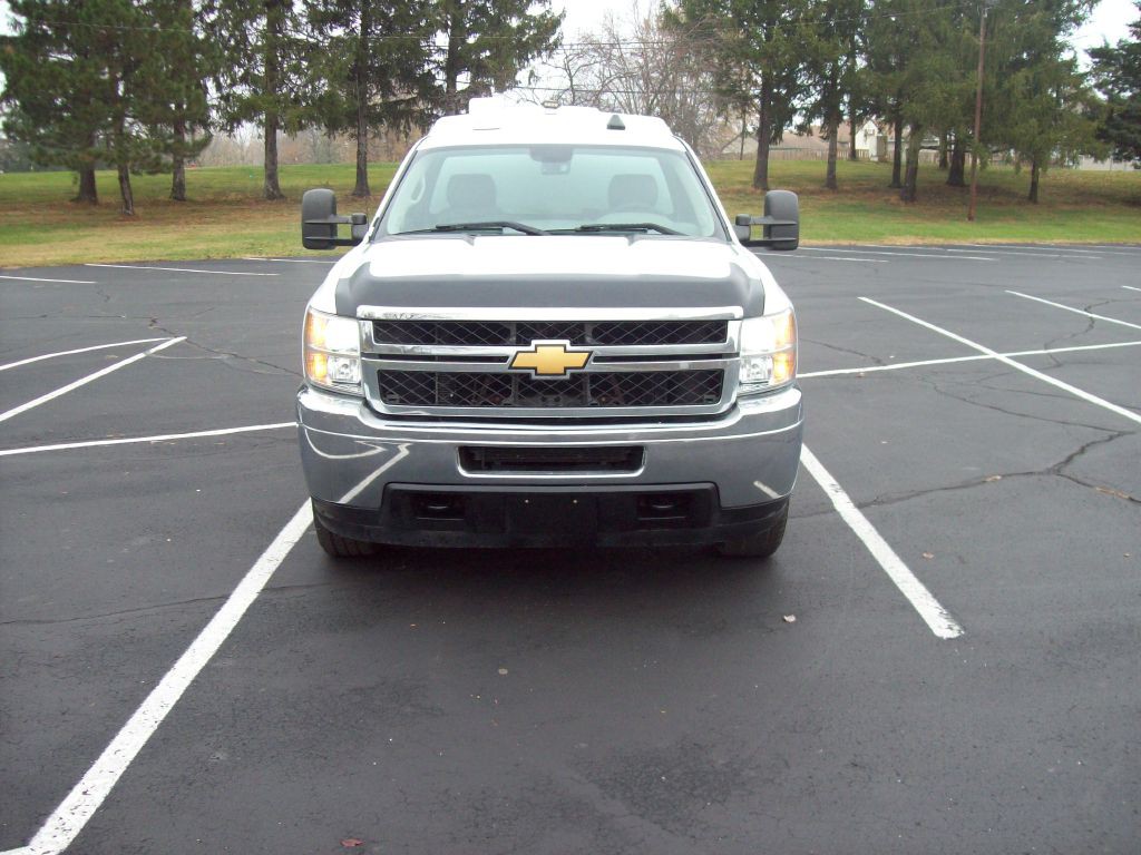 2014 Chevrolet Silverado 1500 Image 2